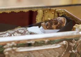 BREAKING NEWS: Body of Saint Teresa displayed publicly for the first time in 100 years
