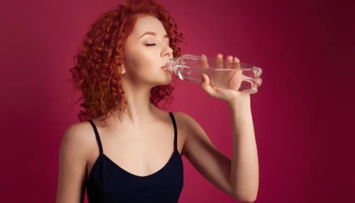 5 Side Effects Of Drinking Too Much Water 5 Side Effects Of Drinking Too Much Water