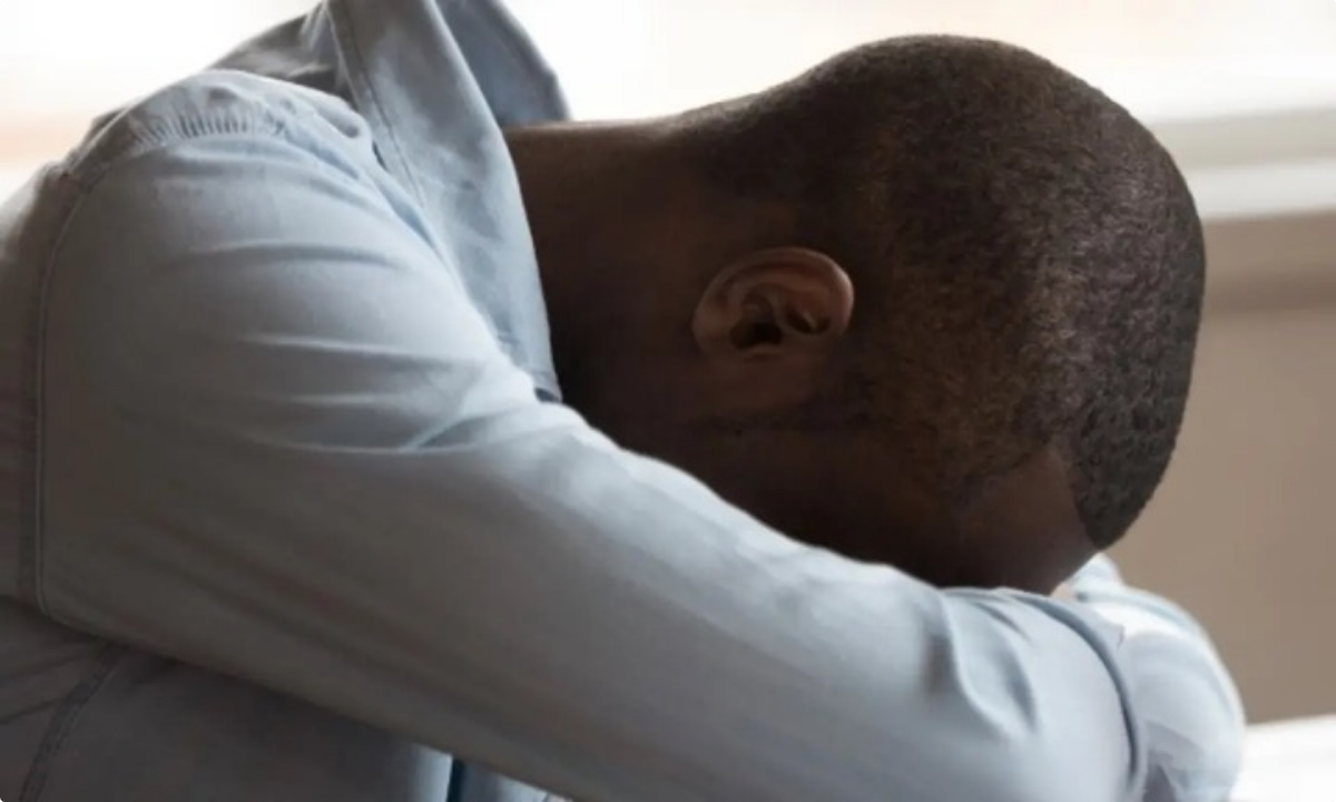Ten Warning Signs of HIV/AIDS in Men That Should Not Be Ignored Ten Warning Signs of HIV/AIDS in Men That Should Not Be Ignored