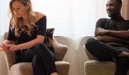 23 Signs a Married Woman is in Love with Someone Else
