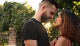 How To Flirt With A Guy So He Can’t Get You Off His Mind - DETAILS