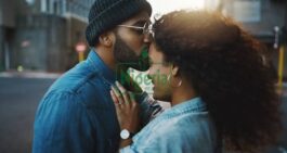Hidden Signs a Lady Is Secretly Crushing on You but Can’t Say It