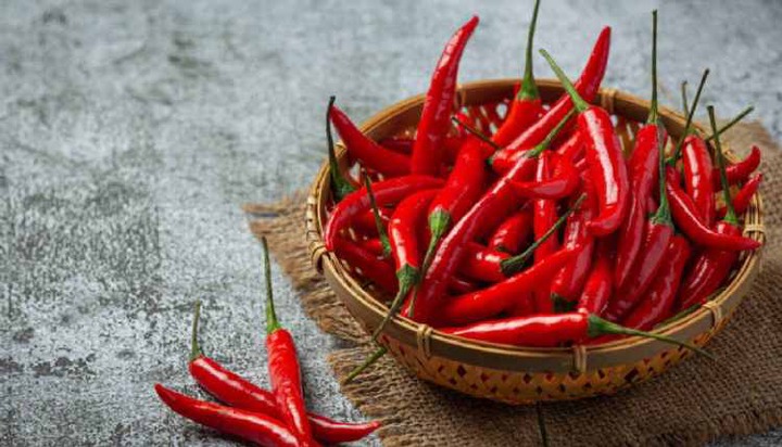 Five 5 Effects of Eating Chillies on Your Body