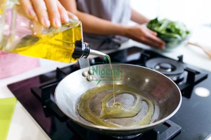 BREAKING NEWS: Avoid These 4 Cooking Oils Linked To Cancer