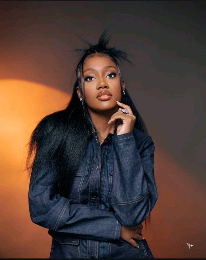 I Have Men Who Said They Want To See Me, And They Are Offering Me 2000 Dollars To Be With Them-Apara I Have Men Who Said They Want To See Me, And They Are Offering Me 2000 Dollars To Be With Them-Apara