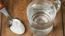 The benefits of washing your face with water and salt