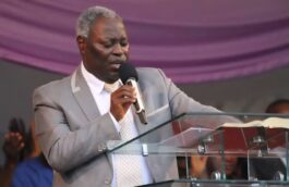 “It’s Evil and Sinful”- Pastor Kumuyi Discusses S3xaul Intimacy In Marriage [VIDEO]
