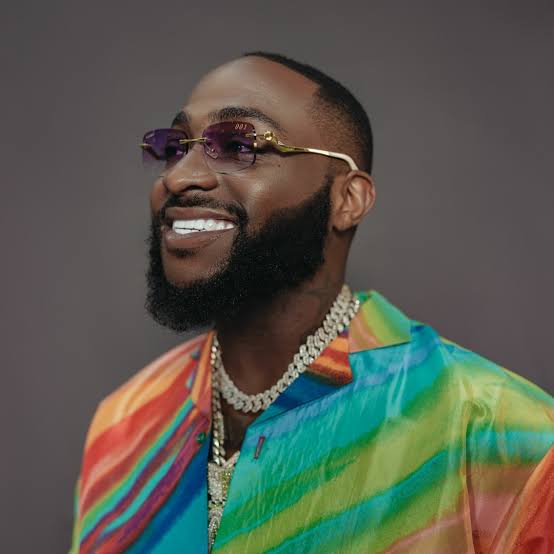 Davido drops savage reply after fan suggests creating structure for his fanbase