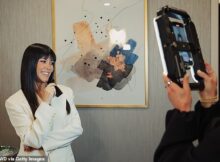 Kourtney Kardashian says she quit Botox to keep her third eye open